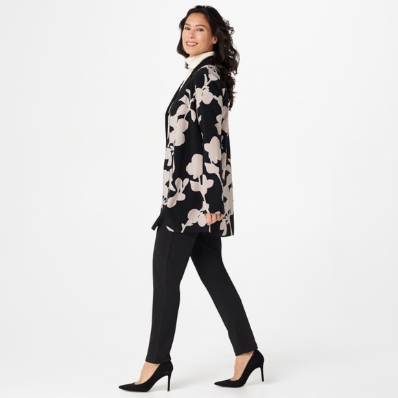 Susan Graver Regular Bonded LK Fusion Topper Beige/Black/White Large Floral S - Picture 1 of 12